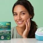 Is Your Beauty Cream Damaging Your Skin? How to Choose a Safe, Daily Moisturizer